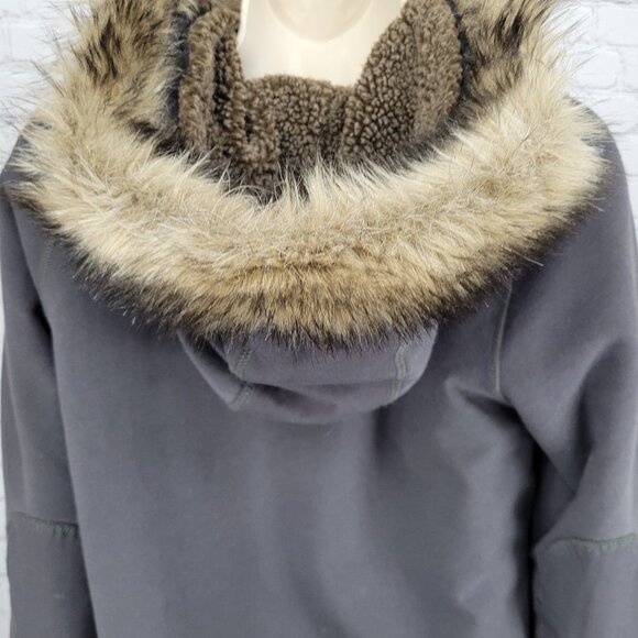 Eddie Bauer Grey Sherpa Lined Hooded Fur Trim Full Zip Jacket Size Medium M - Picture 13 of 16